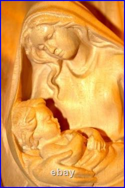 10.5 Hand Carved Wood Carving Nativity Scene Holy Family Jesus Figurine Statue