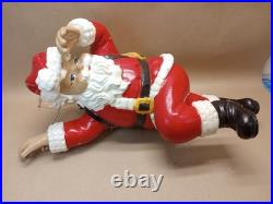 1997 Barthelmess Inc Climbing Santa Claus Resin Indoor Outdoor