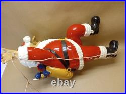 1997 Barthelmess Inc Climbing Santa Claus Resin Indoor Outdoor
