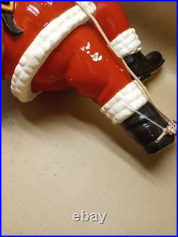 1997 Barthelmess Inc Climbing Santa Claus Resin Indoor Outdoor