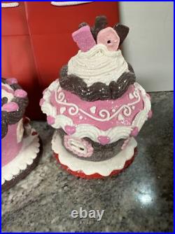 2 Heart Teddy Bear Love Rose Lighted GINGERBREAD CUPCAKE HOUSE Valerie Parr Hill 2 Heart Teddy Bear Love Rose Lighted GINGERBREAD CUPCAKE HOUSE Valerie Parr Hill