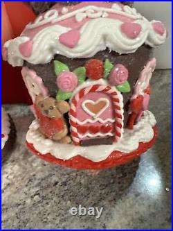 2 Heart Teddy Bear Love Rose Lighted GINGERBREAD CUPCAKE HOUSE Valerie Parr Hill 2 Heart Teddy Bear Love Rose Lighted GINGERBREAD CUPCAKE HOUSE Valerie Parr Hill