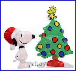 32 LED Lighted Peanuts Snoopy and Christmas Tree Outdoor Decoration Clear