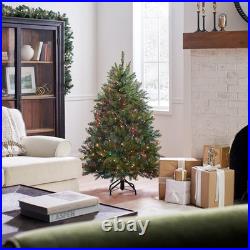 4.5 ft PreLit Dunhill Fir Artificial Christmas Tree, 450 Multicolor Lights, 7
