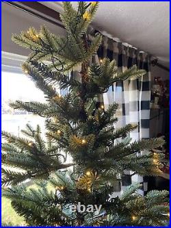 6.5 ft Pre-lit Juniper Alpine artificial Christmas tree Like Balsam Hill