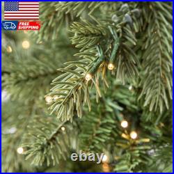 7.5' Pre-Lit Grand Spruce Green Artificial Christmas Tree with 2250 Lumadazzl