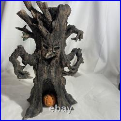 Art Made Vintage Halloween Ghost & Pumpkin In Tree Super Cool sculpture 13 RARE