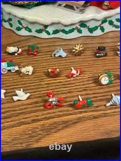 Avon Wonderful Countdown to Christmas Talking Lighted Snowman Advent Tree Works