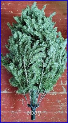 Balsam Hill Christmas Tree Unlit Classic Blue Spruce 7' with Storage Bag Balsam Hill Christmas Tree Unlit Classic Blue Spruce 7' with Storage Bag