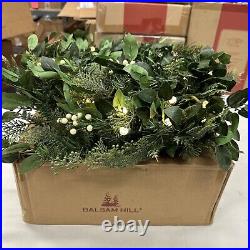 Balsam Hill White Berry Wreath 24 Prelit Open $149