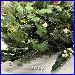 Balsam Hill White Berry Wreath 24 Prelit Open $149