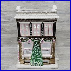 Bath & Body Works 2019 Holly Jolly Christmas Corner Candle Luminary Has Issues