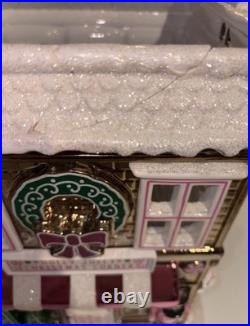 Bath & Body Works 2019 Holly Jolly Christmas Corner Candle Luminary Retired
