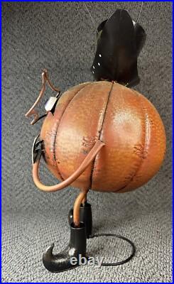 Binx Iron Halloween Springy Legs BENEDICT & LEOPOLD PUMPKIN Bats Folk Art 26