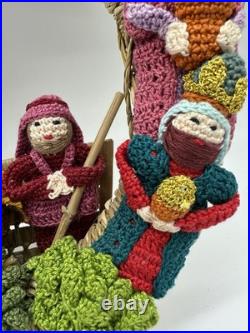 Christmas Crochet Jute Nativity Scene Hanging Wreath 11 Vintage