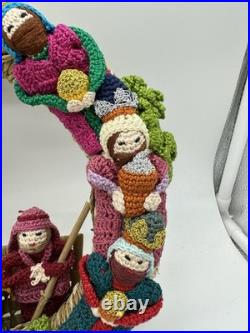 Christmas Crochet Jute Nativity Scene Hanging Wreath 11 Vintage
