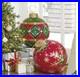 Classic_Christmas_Ornament_with_LED_Gold_Snowflakes_Lights_01_xse