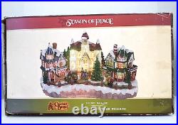 Cracker Barrel Color Changing Fiber Optic Christmas Village. VIDEO