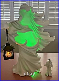 Cracker Barrel White Resin GHOST With Lantern 18 With Ornament & LED Light NEW