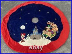 DISNEY MICKEY AND MINNIE CASTLE CHRISTMAS TREE SKIRT 51 Diameter