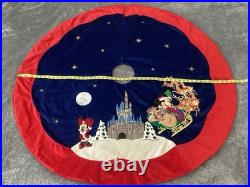 DISNEY MICKEY AND MINNIE CASTLE CHRISTMAS TREE SKIRT 51 Diameter