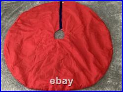 DISNEY MICKEY AND MINNIE CASTLE CHRISTMAS TREE SKIRT 51 Diameter