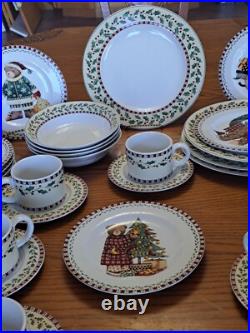 Debbie Mumm Vintage Christmas Bears 39 Pieces Dinnerware Grouping Sakura 1998