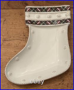 Discontinued & Rare Juliska Berry & Thread Set of 4 Christmas Party Plates