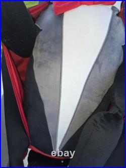 Dracula Lifesize 5ft Body Pillow Isaac Mizrahi IMNYC 60x30 Halloween decoration