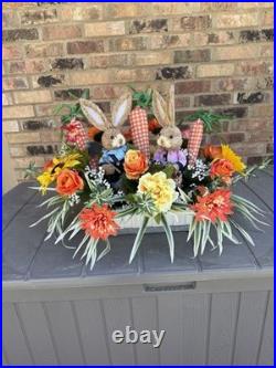 Easter Bunny Centerpiece, Blue Spring Centerpiece Décor, Spring Floral Arrangeme