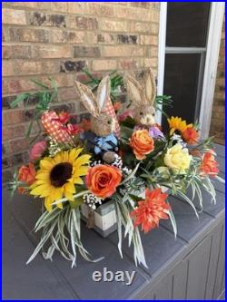 Easter Bunny Centerpiece, Blue Spring Centerpiece Décor, Spring Floral Arrangeme
