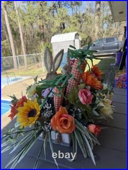 Easter Bunny Centerpiece, Blue Spring Centerpiece Décor, Spring Floral Arrangeme