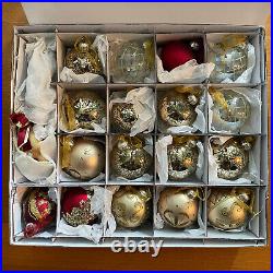 FRONTGATE Christmas Assorted Gold/Red Ornaments Holidays Set of 21 Storage Box