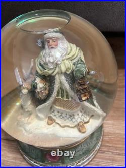 Fitz and Floyd Gregorian Musical Snow Globe We Wish You A Merry Christmas 2007