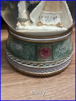 Fitz and Floyd Gregorian Musical Snow Globe We Wish You A Merry Christmas 2007