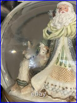 Fitz and Floyd Gregorian Musical Snow Globe We Wish You A Merry Christmas 2007