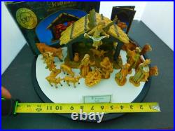 Fontanini 2.5 Lighted 16pc Nativity Stable #50046 1997 with Original Box
