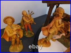 Fontanini 5 Scale 20pc Nativity Figurines with Lighted Stable with Original Box
