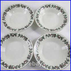Formalities Baum Bros Christmas Holly Berry 20 pc Dinner Set For 4