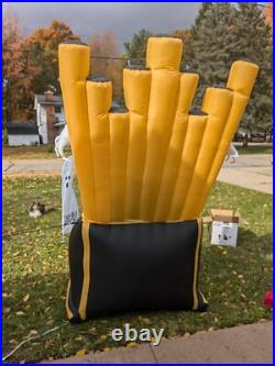 Gemmy 7' Foot Tall Creepy Organ Player Airblown Inflatable