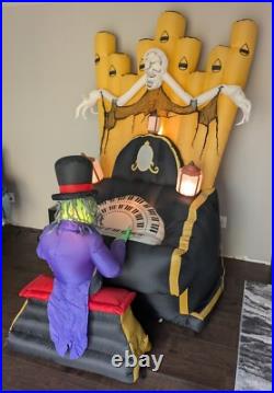 Gemmy 7' Foot Tall Creepy Organ Player Airblown Inflatable