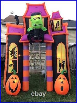 Gemmy 9ft Lighted Halloween Animated Haunted House Archway Airblown Inflatable