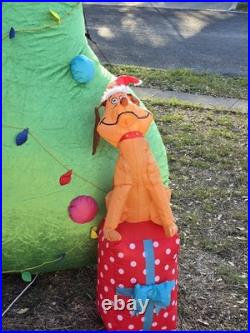 Gemmy Dr Seuss 10 ft Grinch Max (No Stakes) Christmas Tree Airblwon Inflatable