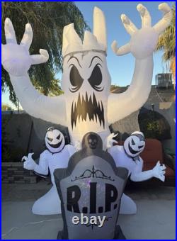 Gemmy LED Haunted Graveyard Scene 10Ft Airblown Inflatable 4921343 Halloween