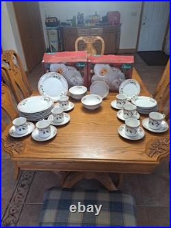 Gibson Everyday Vintage Festive Traditions Christmas Dishes 40 Pcs Service 8 Gibson Everyday Vintage Festive Traditions Christmas Dishes 40 Pcs Service 8