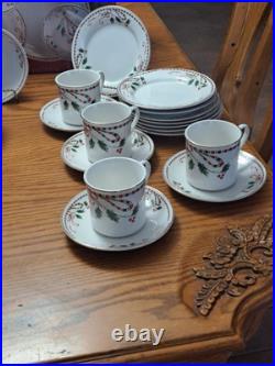 Gibson Everyday Vintage Festive Traditions Christmas Dishes 40 Pcs Service 8 Gibson Everyday Vintage Festive Traditions Christmas Dishes 40 Pcs Service 8