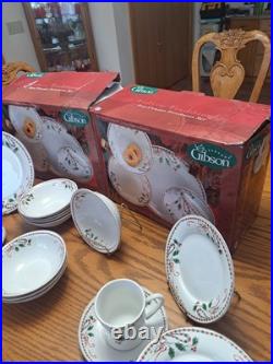 Gibson Everyday Vintage Festive Traditions Christmas Dishes 40 Pcs Service 8 Gibson Everyday Vintage Festive Traditions Christmas Dishes 40 Pcs Service 8