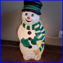 Grand Venture Light Up Snowman Christmas Yard Decoration Outdoor Indoor
