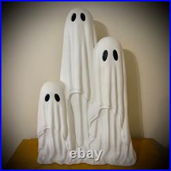 HALLOWEEN Viral Light Up Ghost Trio Decoration Spooky Holiday Decor 32 HALLOWEEN Viral Light Up Ghost Trio Decoration Spooky Holiday Decor 32