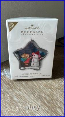 Hallmark Keepsake 2011 Sweet Snowmouse Cookie Cutter Ornament 1st in series